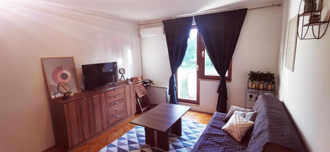 Apartment Happiness & Bloom พลิตวิชกา เยเซรา ภายนอก รูปภาพ